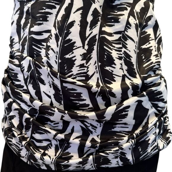 Lane Bryant Black & White Palm Leaves Relaxed Underwire Swim Tankini Top 40DD NW - Picture 16 of 16